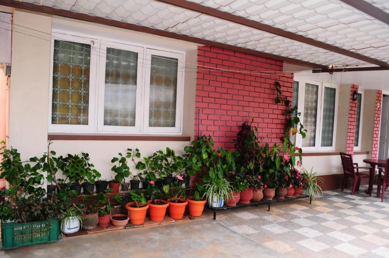 Park Corner Home Stay Coonoor Kültér fotó